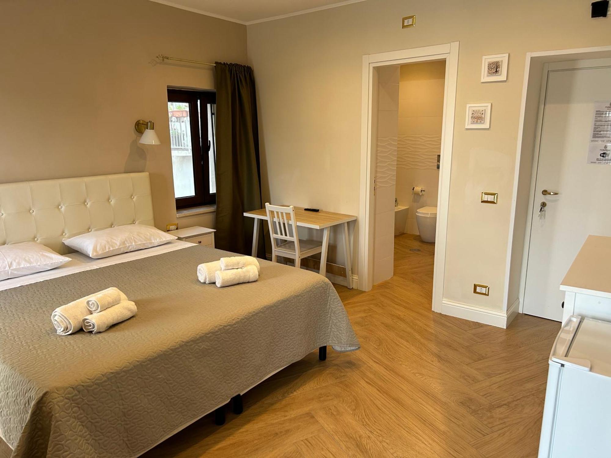 Ca'Del Borgo B&B Country House Ogliastro Cilento Habitación foto